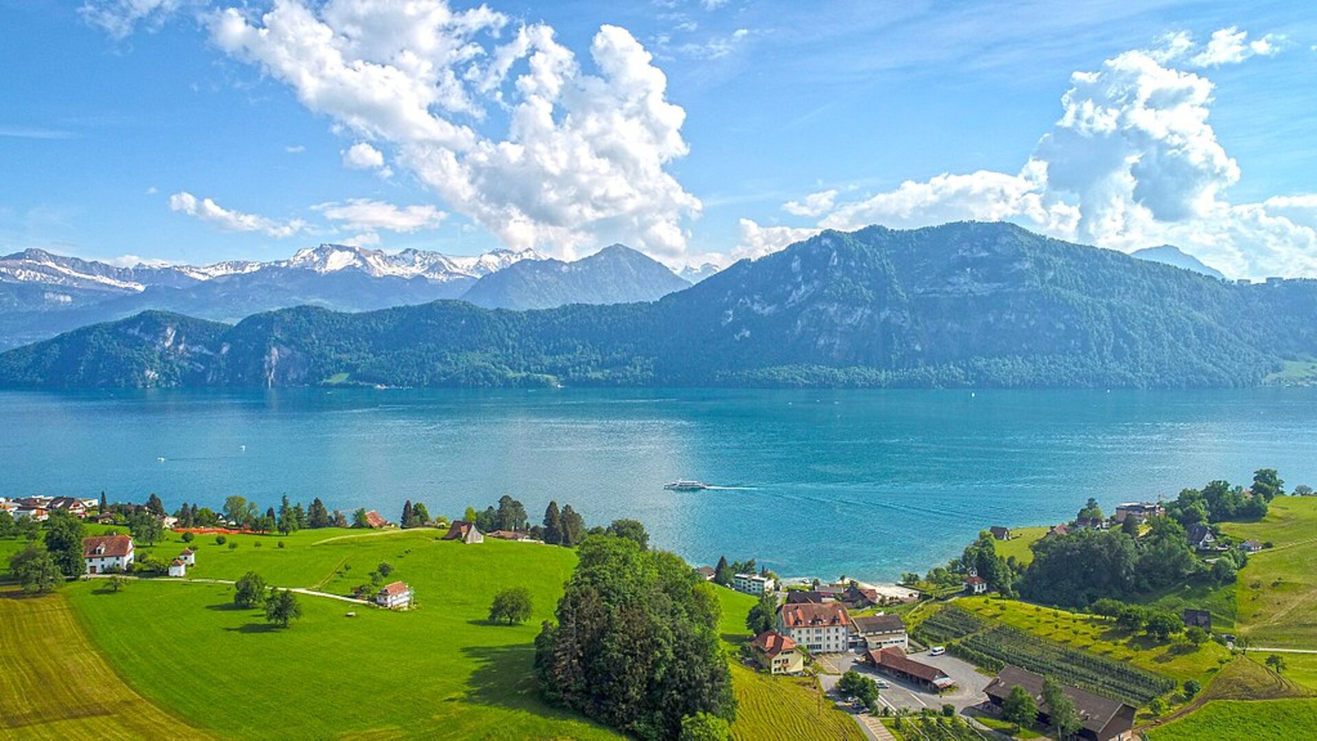 Lake Lucerne Scenic Views